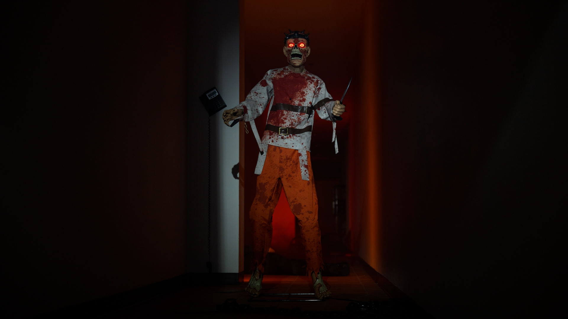 FUN99772 Escaped Maniac